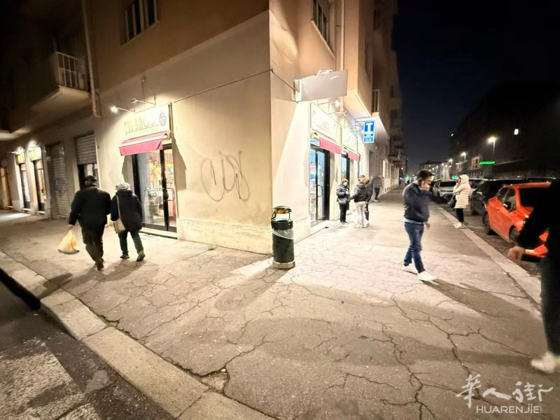 烟草店带酒吧.出售