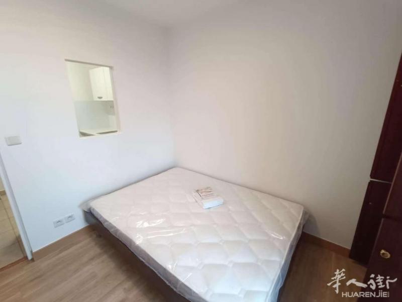 94省,Vitry-sur-Seine(94400) (ID：1402) 18平的 studio  房间1 有家具