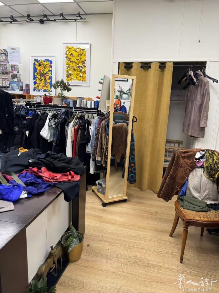 小巴黎14区繁华街道转让吉店，现营业修补衣服，卖首饰及皮包等等，32平可做其他行
