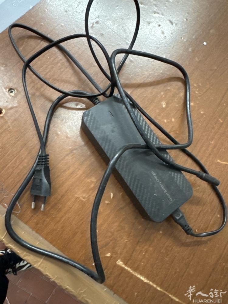 出售XP充电器