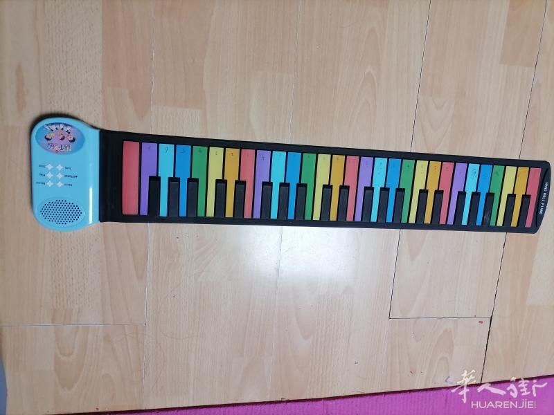 出售一下小孩子的玩具，10欧左右的