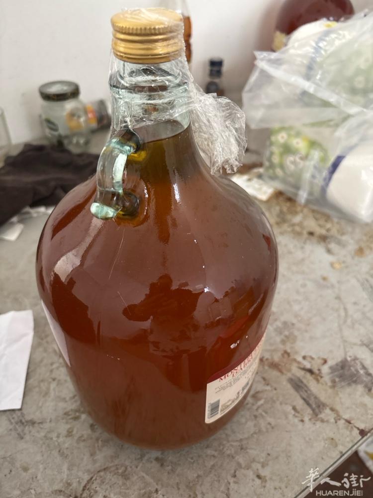 自己酿的黄曲双罐酒（老酒）自己用不完所以打算卖掉几瓶数量不多 有要的朋友联系 3