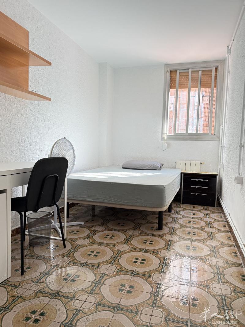 巴塞罗那地铁四号线El maresme/Fòrum