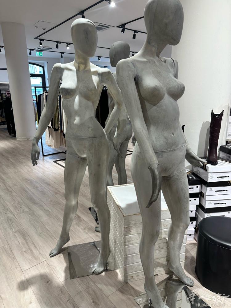 男女模特出售.