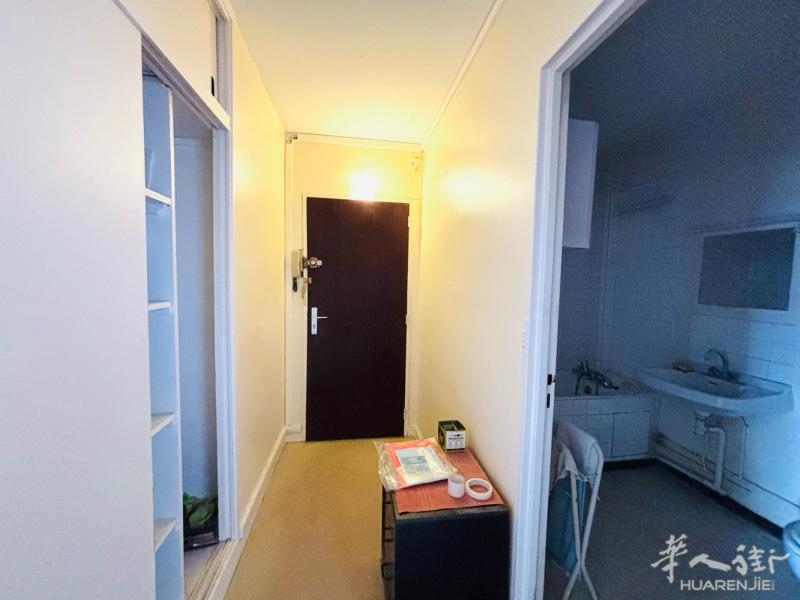 92富人区 Issy-les-Moulineaux 地铁口好房出售   位置