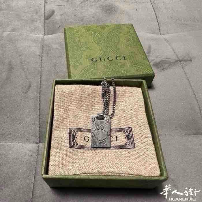 gucci项链出售（有收据）感兴趣的可以加一下微信：YovJ-2329-Jul