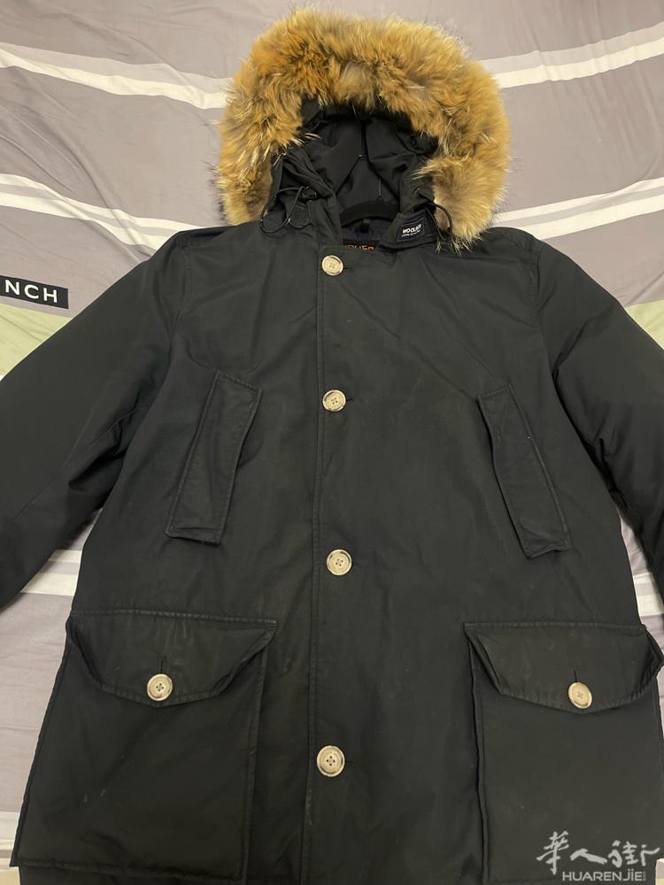 闲置两件woolrich 一件男款一件女款，微信3348738148