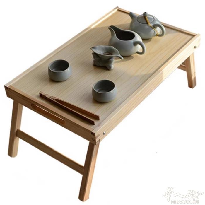 折叠床上小桌子 状态很好，全木质，5欧转！  桌面尺寸：60 x 40 展开尺寸