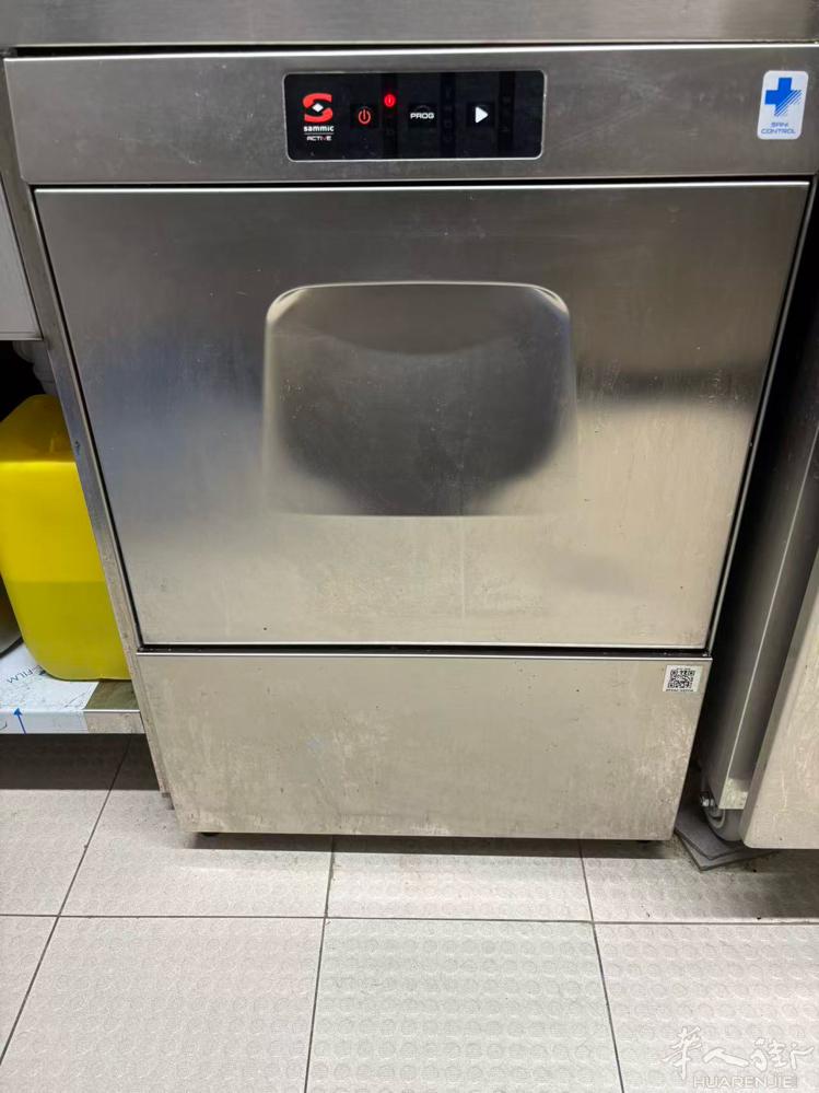 9成新洗碗机闲置出，原价2935ttc，现价1800