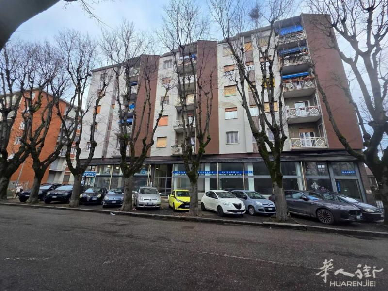 Vigevano / 可租后买 位于 Vigevano 市核心商圈 – Cors