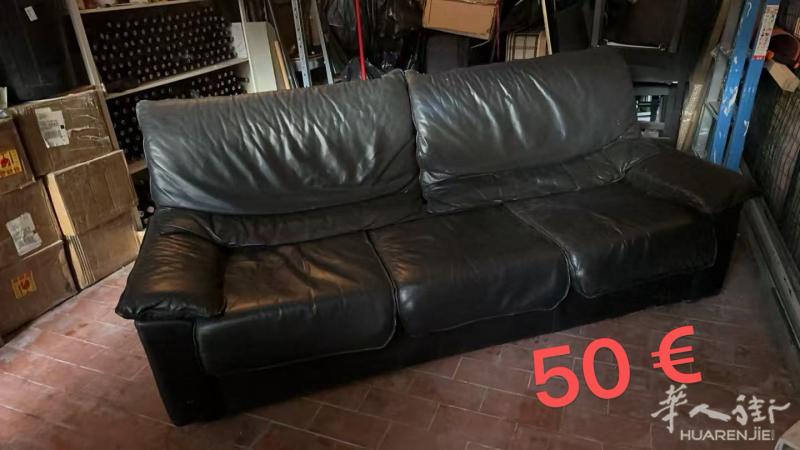 出二手沙发50欧自取