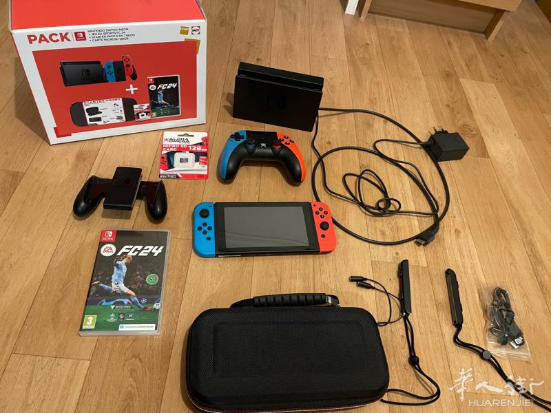 出售全新switch和所有配件  2024年八月fnac购入有发票。 全新用过三