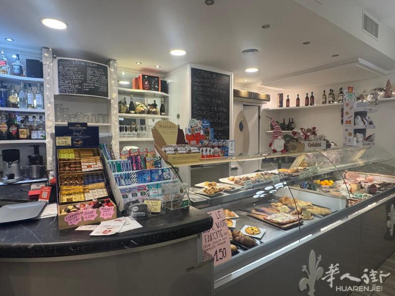 📍位于 firenze nord  主干道附近 🕳️证件齐全 📌总面积 2