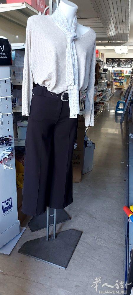 服装模特架衣架在西西里岛Giarre