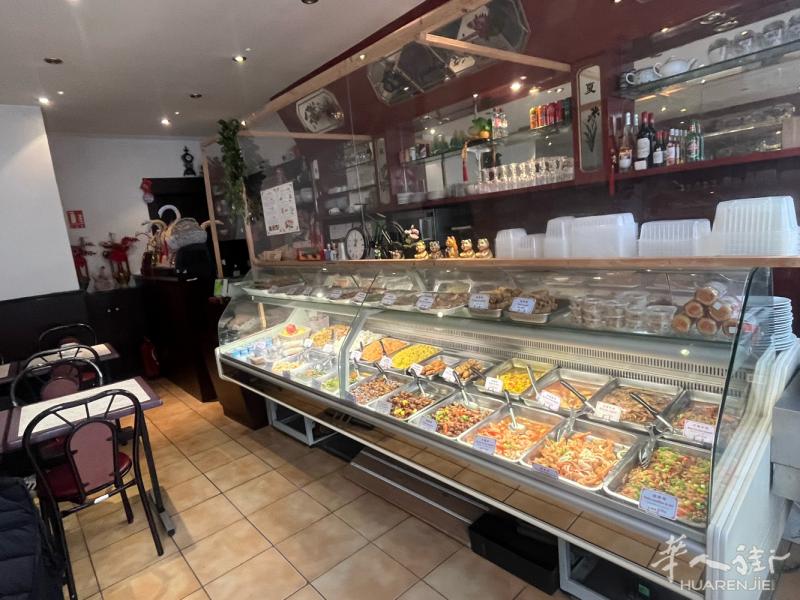小巴黎9区餐饮外卖店转让，位于地铁7号线 Poissonnière 与 Cade