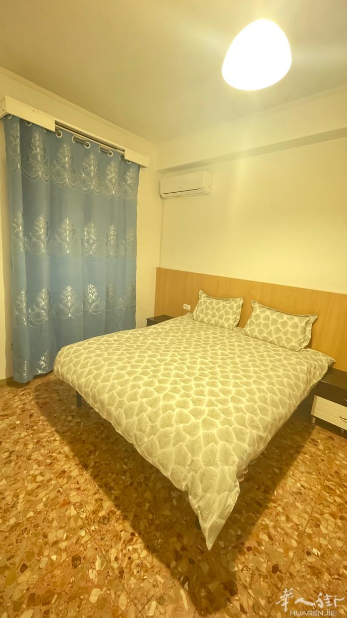 家庭旅馆还有房间，在中国街香🈵楼附近，加微3242613828