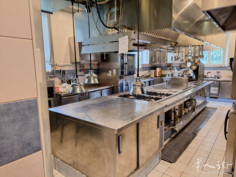 【米兰 Rho】600平米 巨型餐厅 - 历史年收140万 - 房租仅5500 - 适合 Wok/Sushi/大型餐饮 - 编号 PMD628