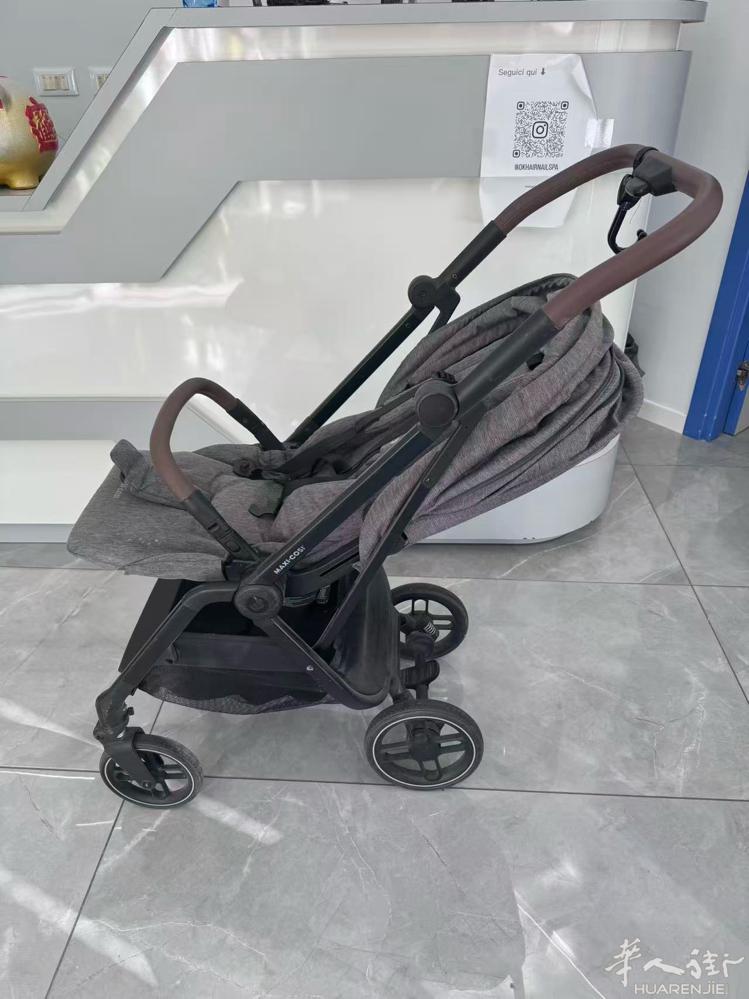 Maxi cosi 婴儿推车跟安全座椅打包价200欧，适合0个月开始坐，现在宝宝