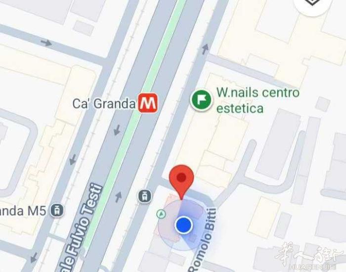 330欧小单人房出门是M5地铁口！！8分钟到华人街！！地铁口零0⃣距离!