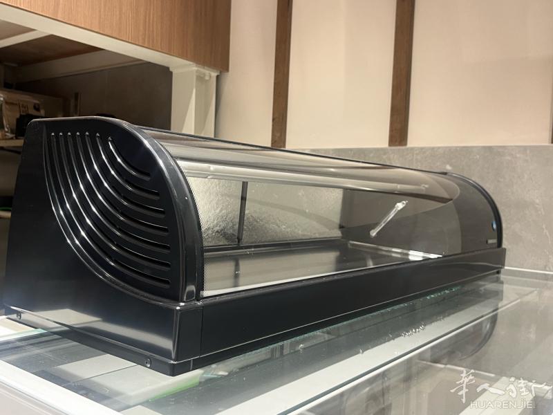 出售99新寿司冰箱，尺寸一米二，因为尺寸不合适只用过几天 半价甩卖，需要自提。