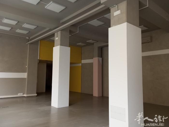 佛罗伦萨店铺出租CM009/26D 佛罗伦萨在 Piazza della Lib