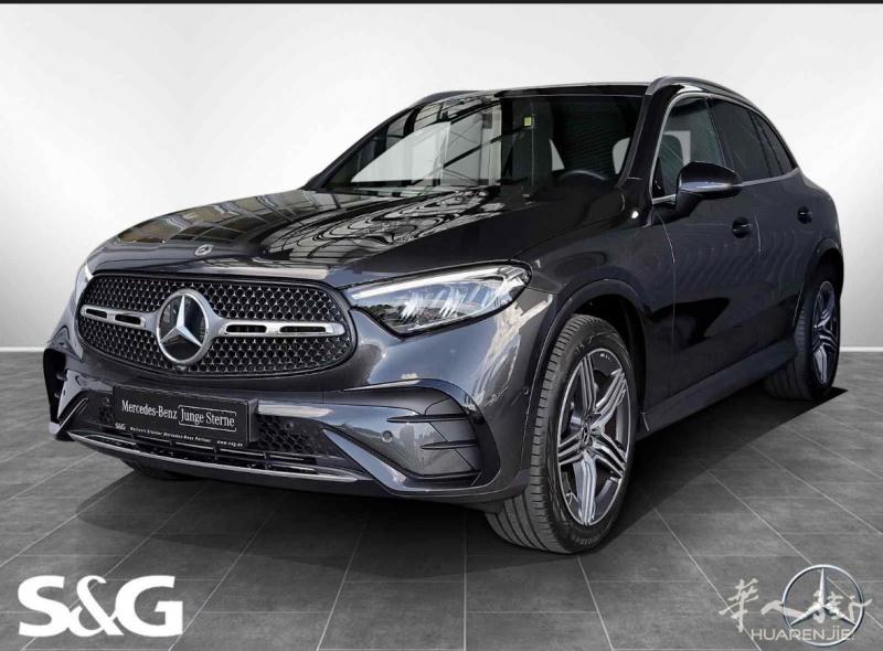奔驰GLC200 24年6月13500km 2.0汽油204马力 AMG 倒车影