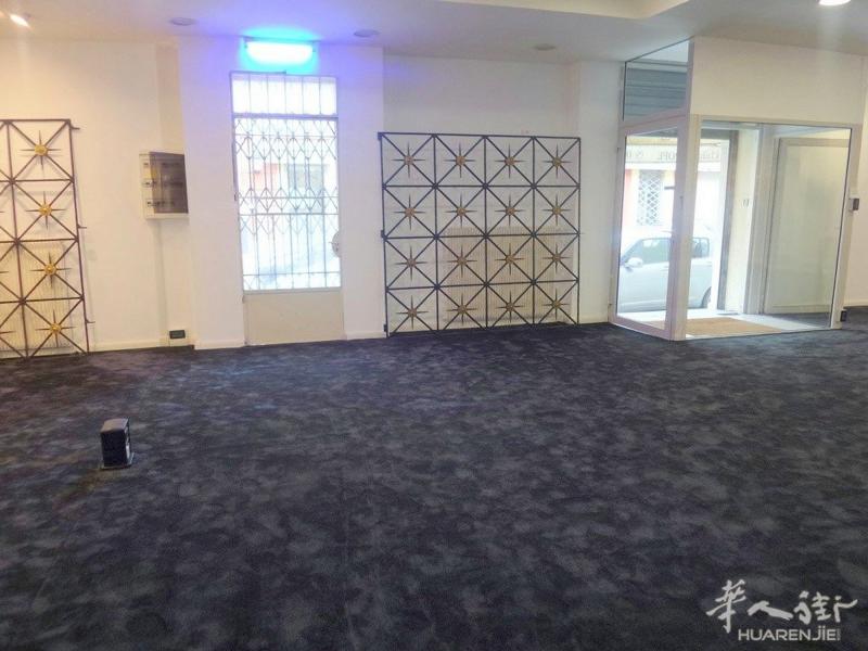 法 国 尼 斯 商 业 房 产  (老港 黄金地段墙体 ! ! !)