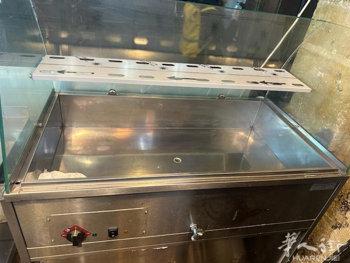二手属食保温柜，用了10次，就没有用了，便宜出，长度105cm，宽度62cm.
