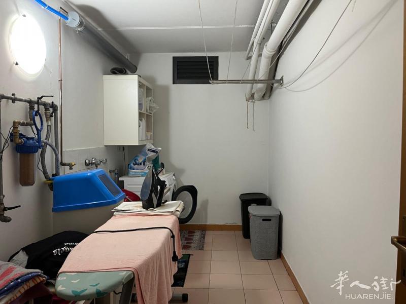 Calciana 邮电局附近别墅出售,价格420,000 微信号agenziac