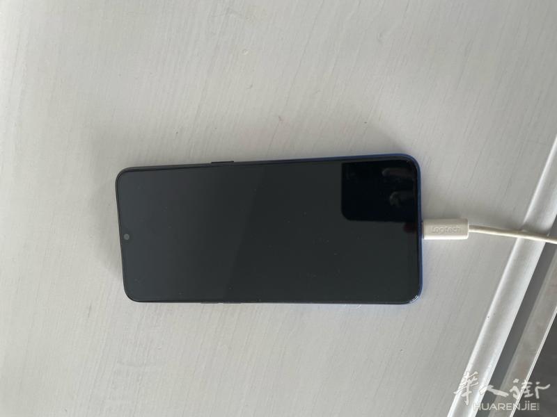 九成新手机 双卡128g 一百欧