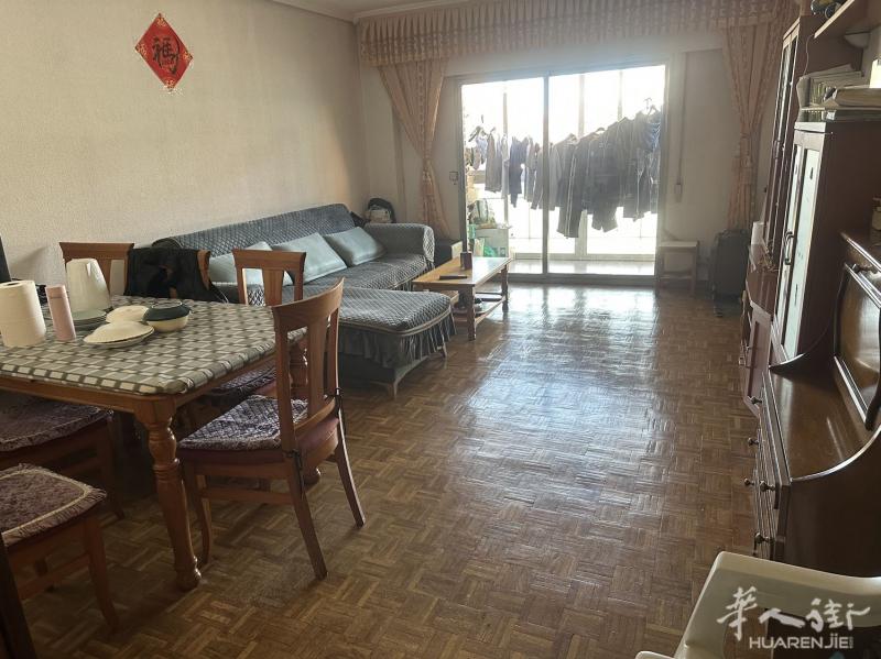 位于alcala de henares 接近市中心