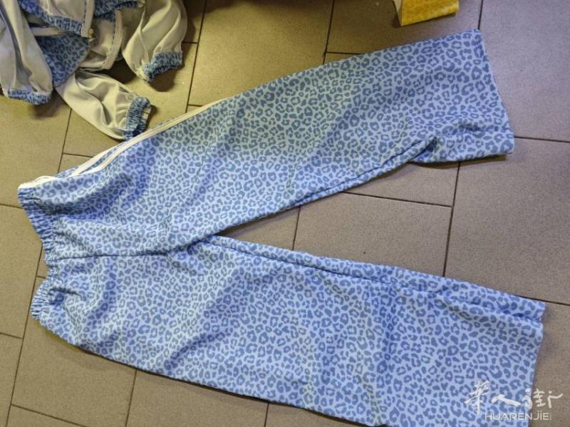中国街急招做拉链衫套装一对忙忙忙都是白线做来了就赚