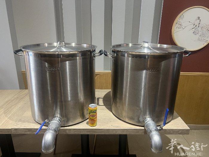100L  不锈钢锅 500欧 一个