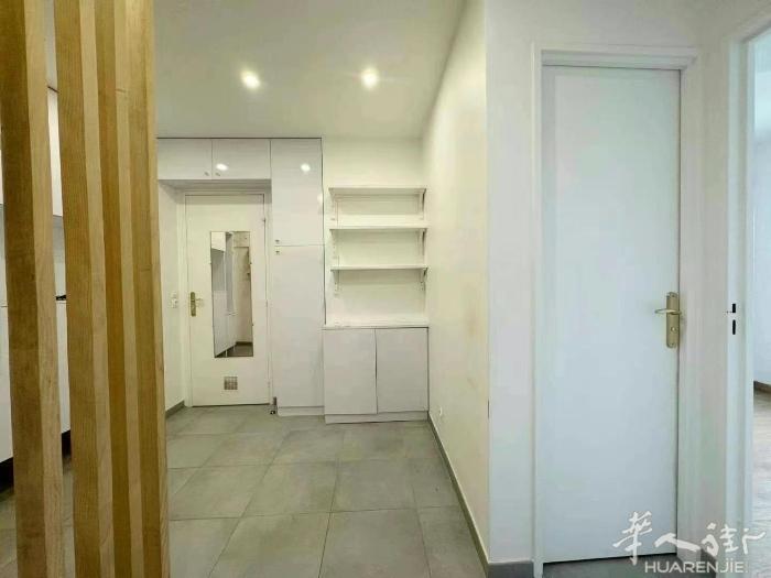专业装修，家装  出租房简装  按摩店  铺地板  热水器安装  各种家庭小维修