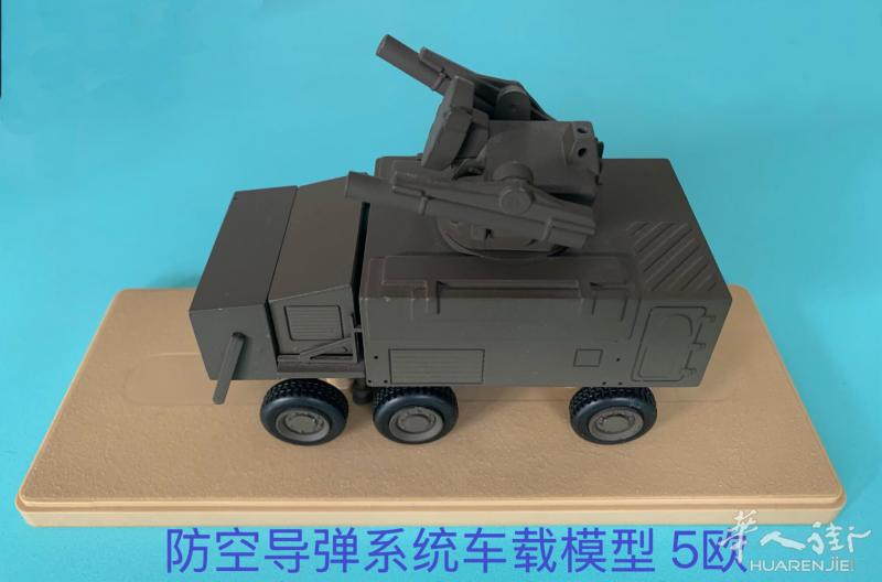 导弹发射车载模型摆件 重600克