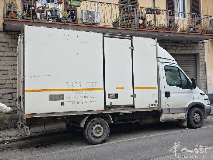 2006年冰车，36万公里，卖菜卖水果都很好用