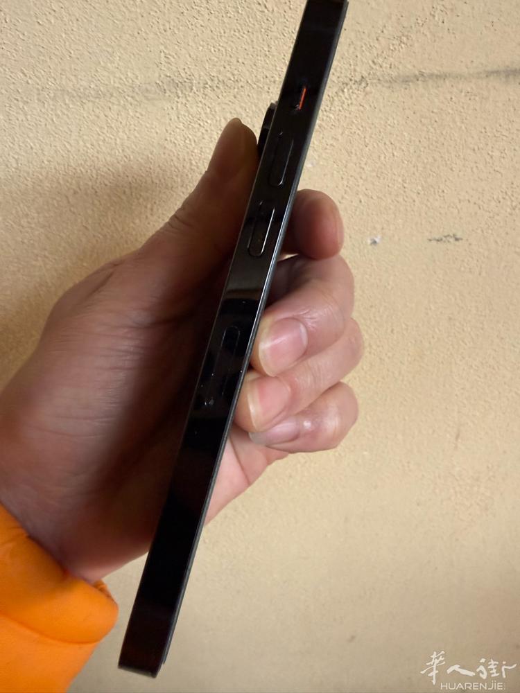 出自已用的iPhone 14 Pro，99新无修无进水欧版128G靓机，从新买来