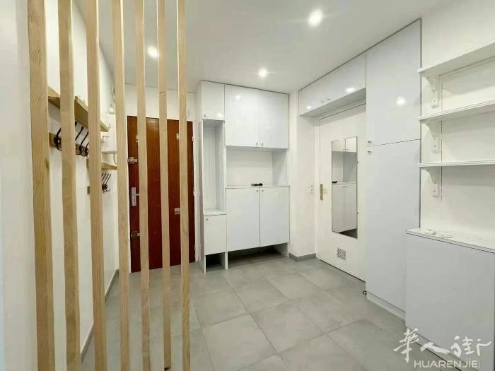 专业装修，家装 出租房简装 按摩店 铺地板 热水器安装 各种家庭小维修