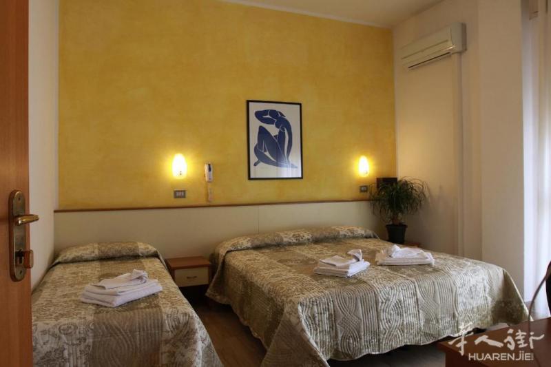 hotel tre stelle a rimini a riscatto