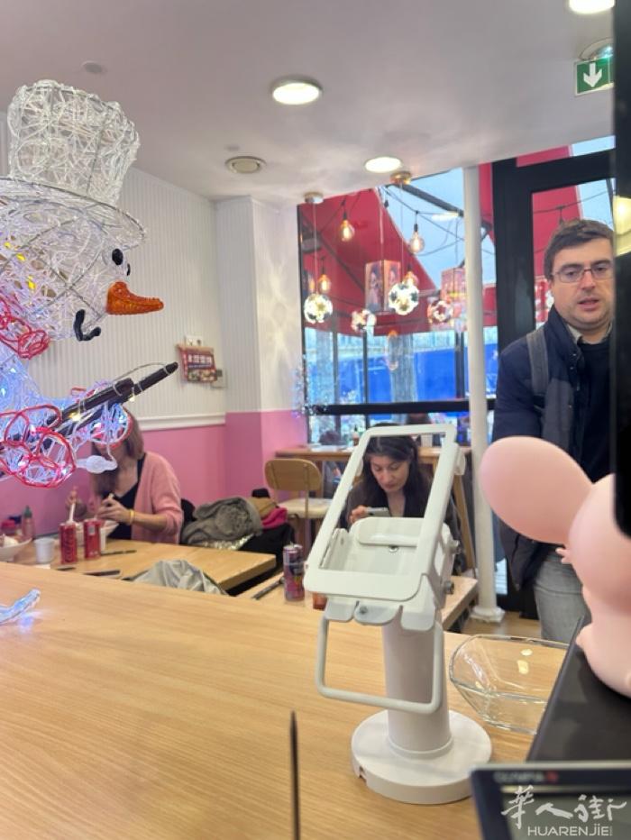 小巴黎13区奶茶点心店新bail3.6.9, 近意大利广场步行1分钟。新开5个月