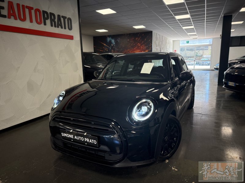 Mini Cooper Resolute 1.5 benz 136cv 5por