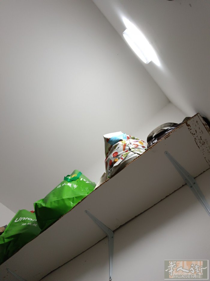 专业，刷白，隔房间，修换水龙头🚰，马桶🚽，热水器，电路维修，换灯泡，开关，微