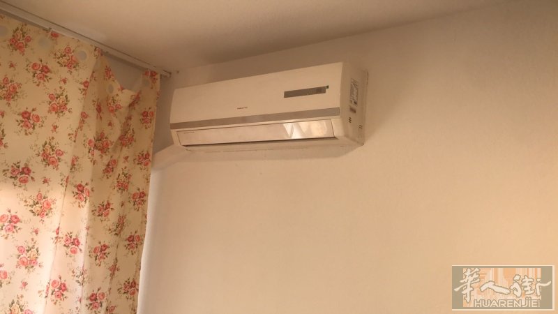 免中介Usera 带独立卫生间，空调、大床 大房间