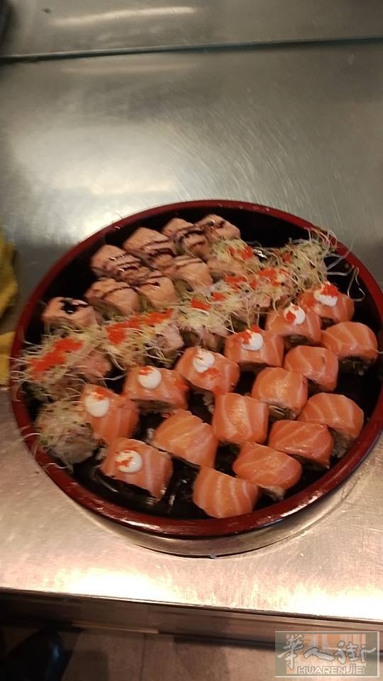 寿司点餐在斯图加特附近诚找有实力的跑堂一名工资待遇