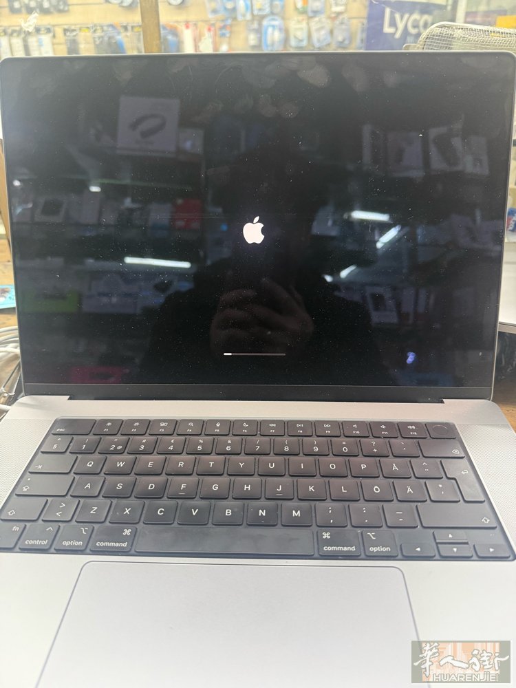 出一台16寸 macebook  m1 max  2800购入 出一台 14寸m