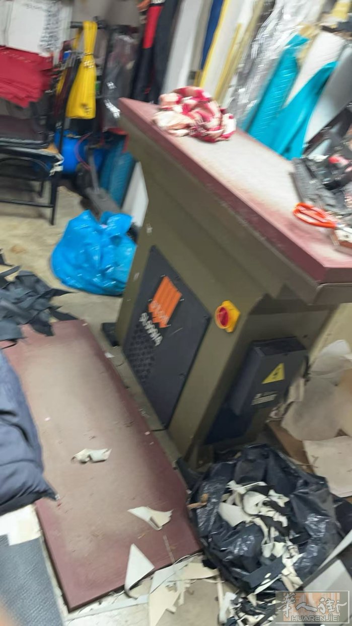 转让图片中的做包机器，价格面议