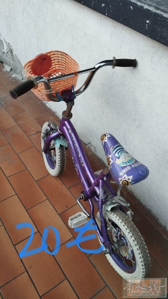 闲置小孩自行车出