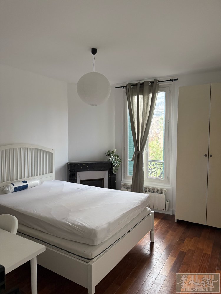 巴黎东 Rosny市中心合租，E线直达Saint Lazard，La defen