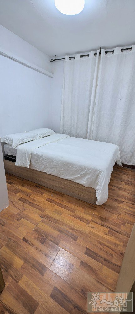 马德里usera日租房有住家证明🉑登