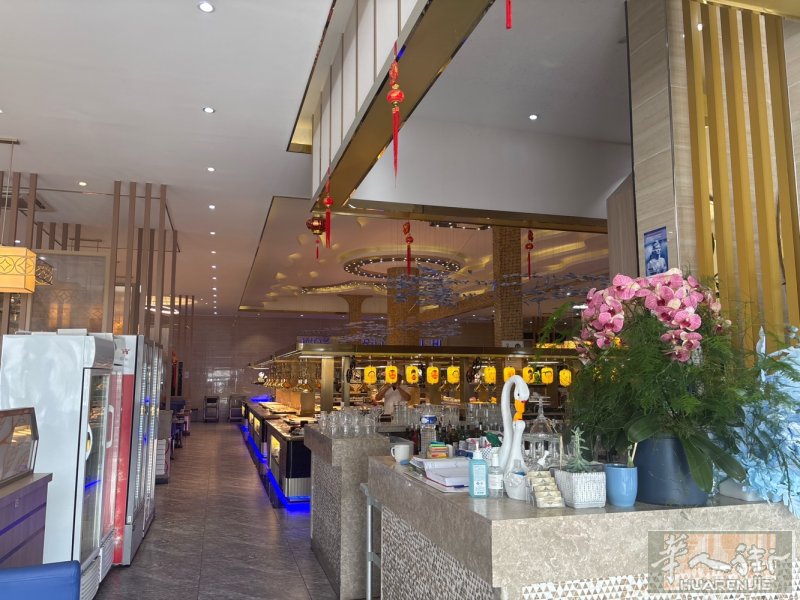 60餐馆出卖1000多平方竟过来看看0686081086